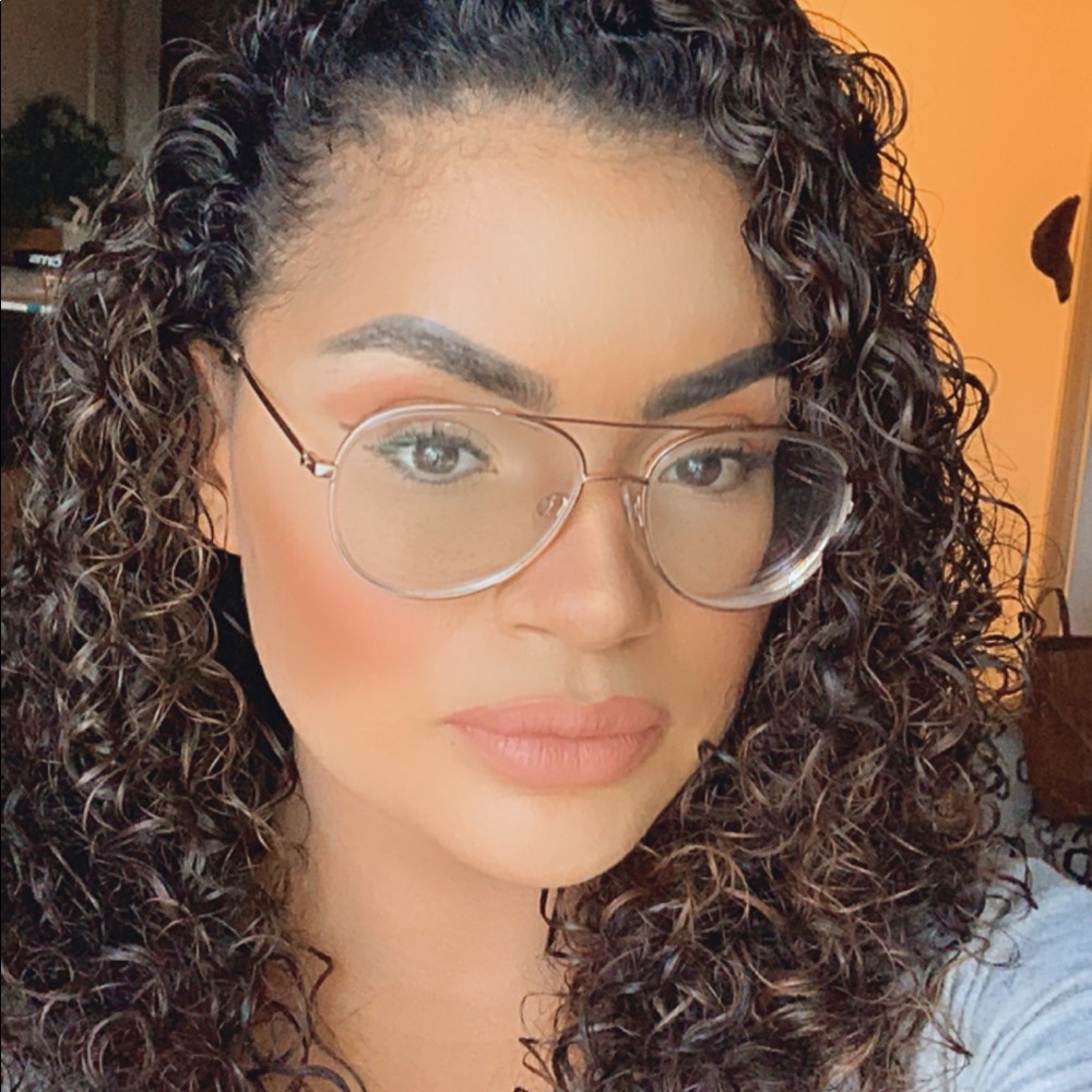 Meet your Posher, Katherine